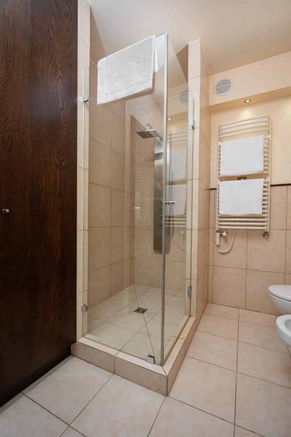 Bluszczanska Comfort Apartment Варшава Екстериор снимка