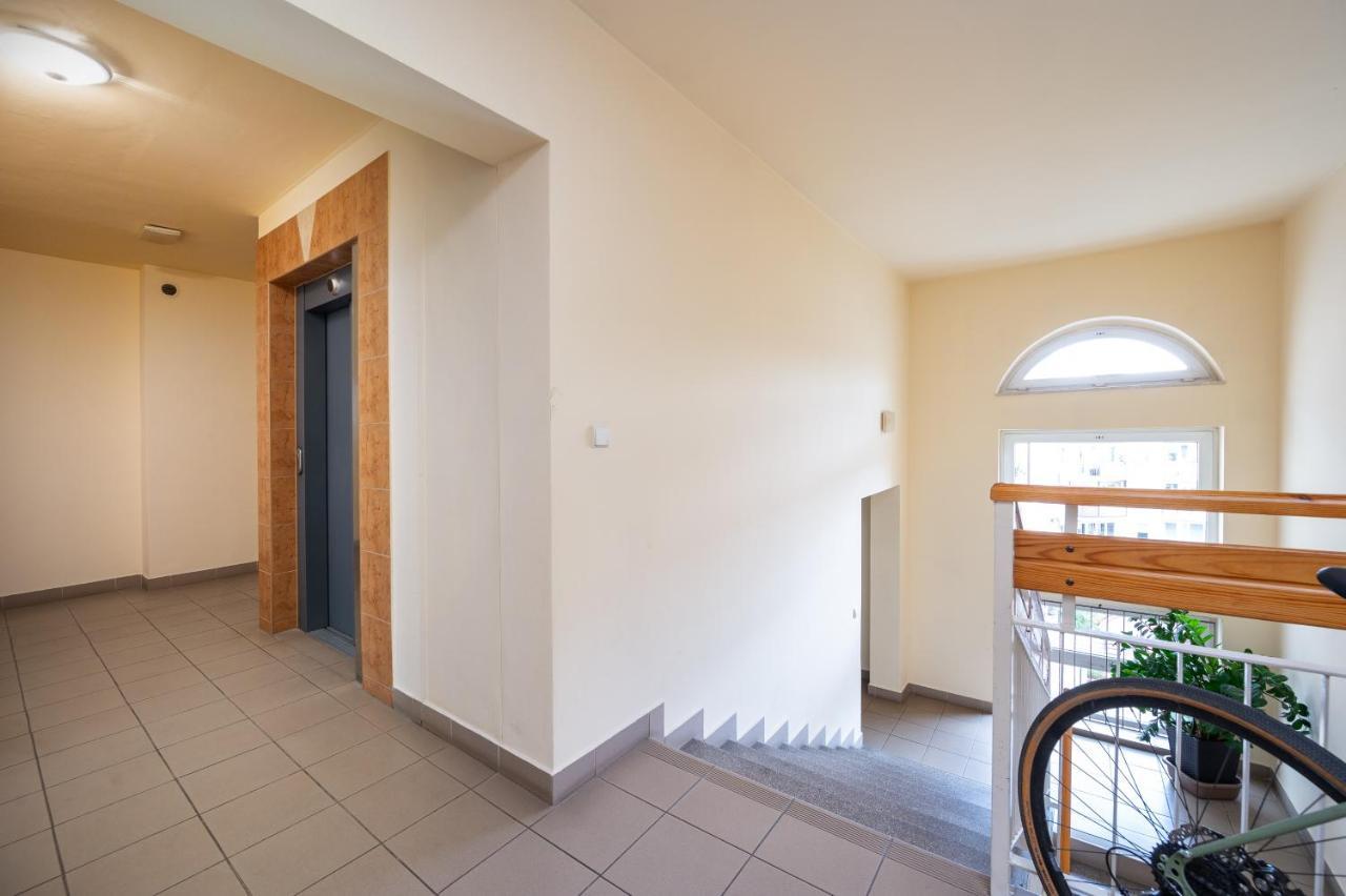 Bluszczanska Comfort Apartment Варшава Екстериор снимка